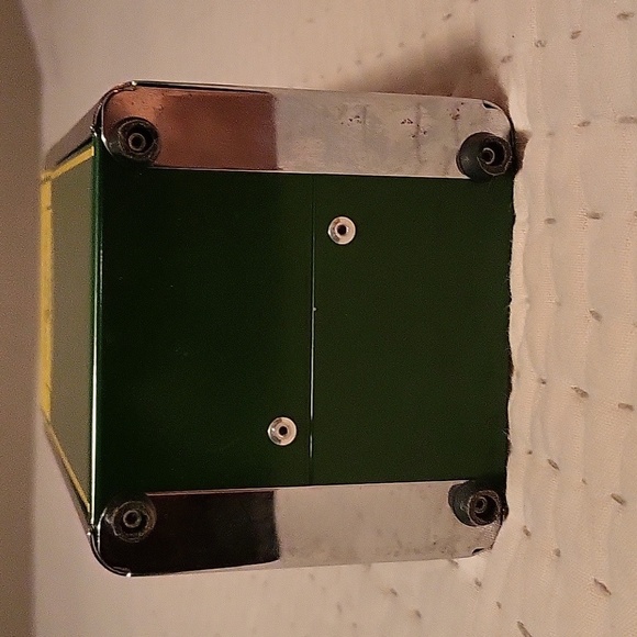 Excellent Loved Condition John Deere Napkin Holder - Picture 6 of 9
